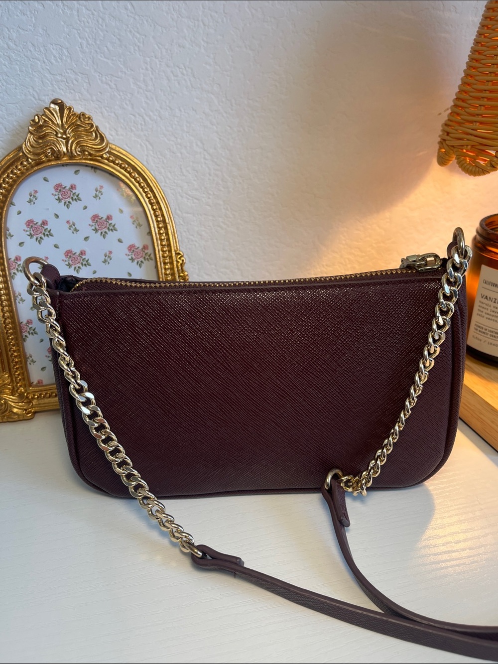 Elegant Burgundy Chain Shoulder Bag - H&M